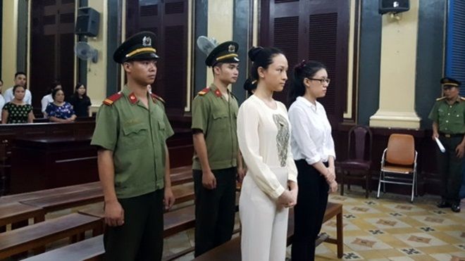 Vụ hoa hậu Phương Nga: Cao Toàn Mỹ tố cáo người phát tán tài liệu