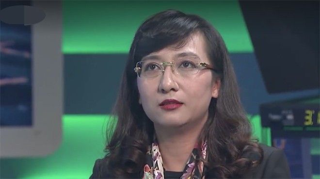 BTV Vân Anh nghẹn ngào nói lời chia tay khán giả truyền hình