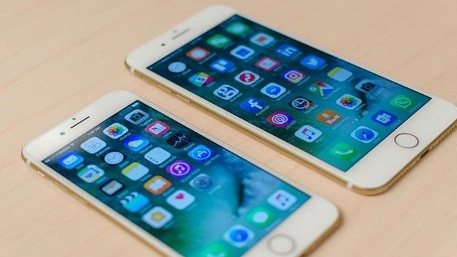 Apple cảnh báo người dùng không nên để iPhone 7 sát đầu khi gọi điện thoại