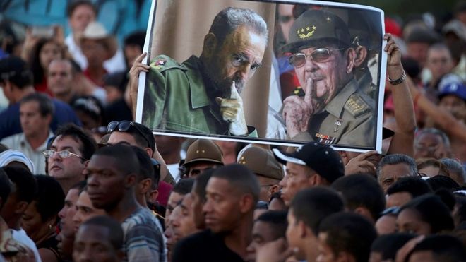 Hàng chục nghìn người tưởng nhớ lãnh tụ Fidel Castro ở Havana, Cuba
