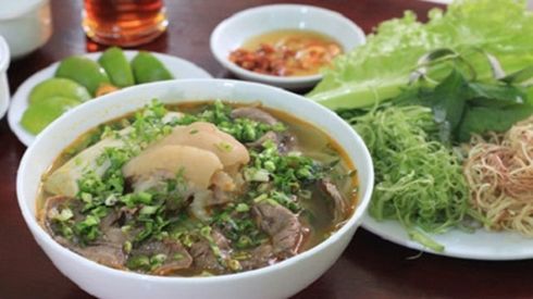 5 món ngon miền Trung cực kì được yêu thích ở Sài Gòn