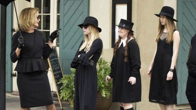 7 'nỗi khổ' chỉ những tín đồ all-black mới hiểu