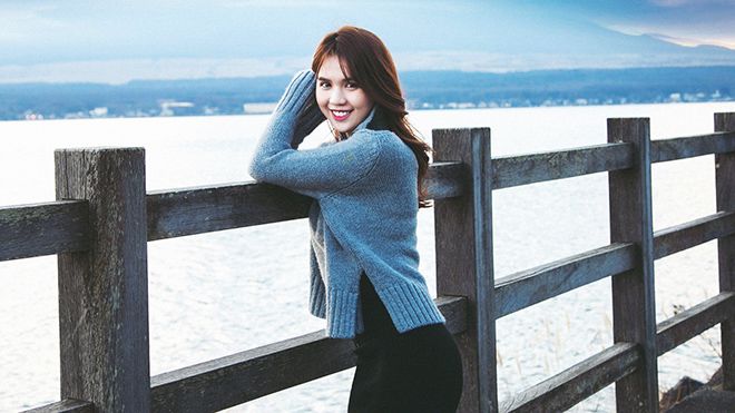 Đâu cần hở bạo, Ngọc Trinh 'kín cổng cao tường' vẫn đẹp hút hồn ở Nhật Bản