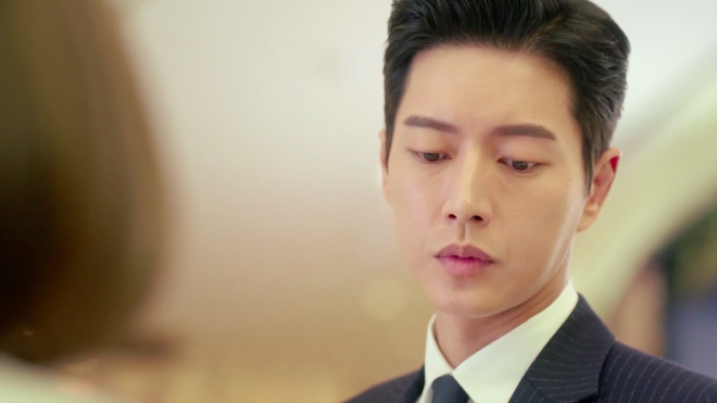 '7 First Kisses' - Nụ hôn đầu tiên đã xuất hiện cùng trai đẹp thứ 2