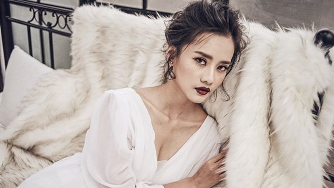 Kim Chi khiến fan ngẩn ngơ với mốt trang điểm má tàn nhang