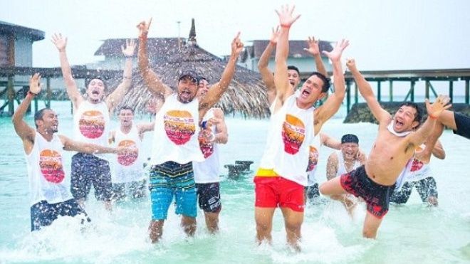 Đã tìm thấy sếp lớn của năm: Chi gần 12 tỷ cho nhân viên 'quậy banh' ở Maldives
