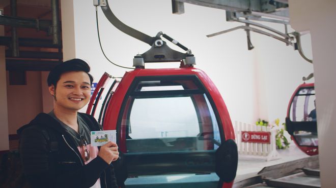 Quang Vinh 'nhăn nhó' khi fan đặt thử thách
