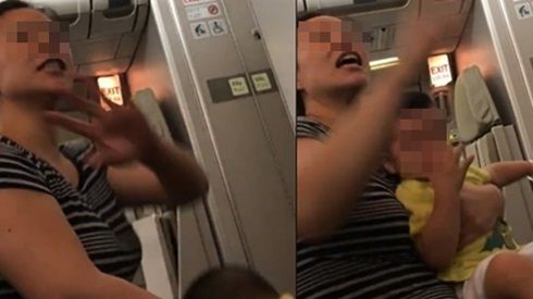 Mẹ khăng khăng đòi ngồi ghế thoát hiểm máy bay để 'lấy chỗ cho con chơi'