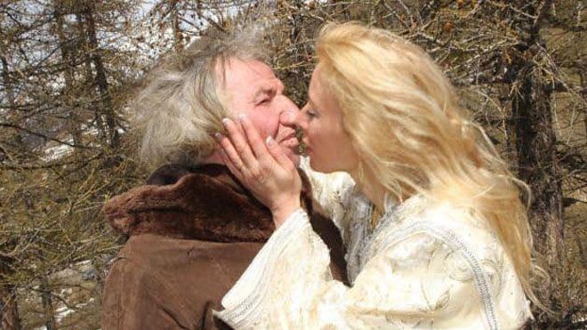 Kết cục bất ngờ của cuộc hôn nhân giữa cụ ông 67 tuổi với cô vợ trẻ bị cả làng phản đối