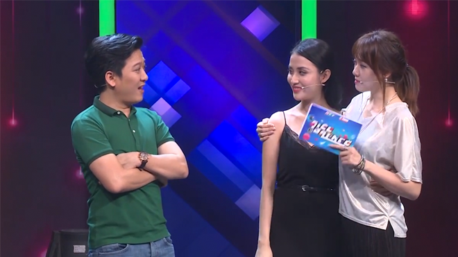 Hari Won lần đầu chạm mặt 'tình cũ' Trấn Thành ngay trên sóng truyền hình, Trường Giang quyết không 'để yên'