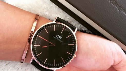 Cặp đôi phụ kiện trời sinh nào đang 'phá đảo' instagram vậy?