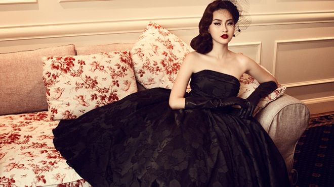 Khánh Ngân kiêu kì, quyến rũ với sắc đen của Đỗ Mạnh Cường