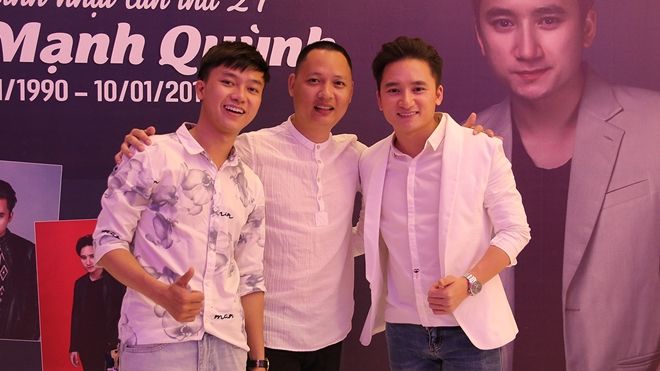 Nguyễn Hải Phong, Bùi Công Nam 'quậy tưng' sinh nhật Phan Mạnh Quỳnh