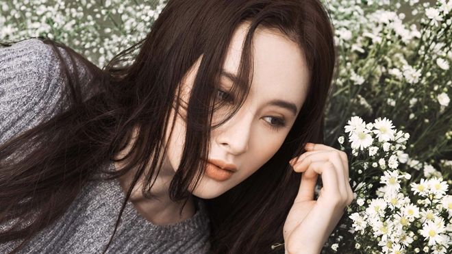Angela Phương Trinh: Khi xinh đẹp chưa bao giờ là đủ!