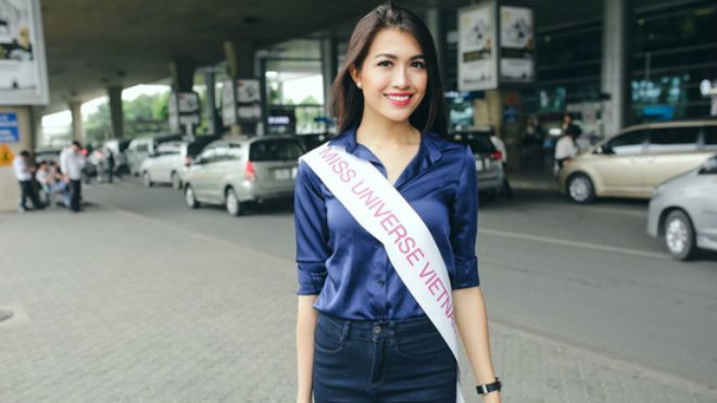 Clip: Á hậu Lệ Hằng được người dân Philippines tung hô khi xuống phố diễu hành