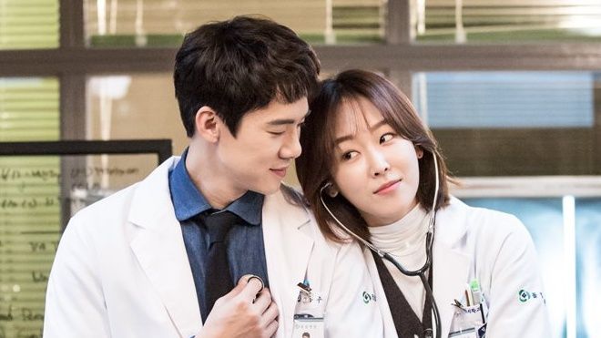 Đừng bỏ lỡ Romantic Doctor Teacher Kim - Bộ phim siêu hay, rating áp đảo mọi đối thủ