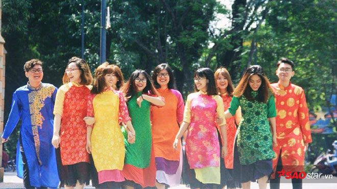 Trai xinh gái đẹp kéo nhau về 'con đường hoa mai' ở trung tâm Sài Gòn chụp ảnh kỷ niệm