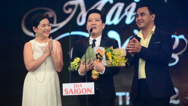 Trường Giang 'phê' khi nhận được 4 giải thưởng Mai Vàng