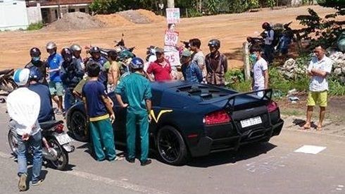 Siêu xe Lamborghini từng giữ kỉ lục đắt nhất Việt Nam gây tai nạn chết người