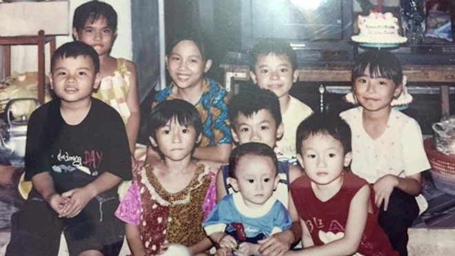 Cư dân mạng rầm rộ chia sẻ ảnh cũ nhân ngày tình bạn