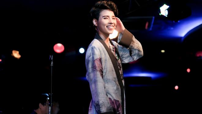 Khán giả yêu cầu Vũ Cát Tường hát ca khúc tặng người yêu 2 lần trong minishow