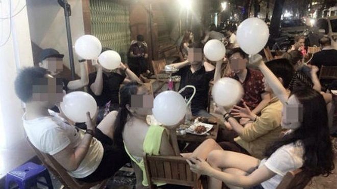 Xem xét tạm dừng việc kinh doanh 'bóng cười'