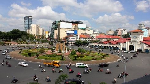 Phá dỡ vòng xoay Quách Thị Trang để thi công nhà ga ngầm Bến Thành