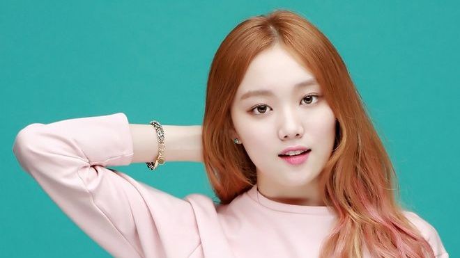 Hết làm 'Tiên nữ cử tạ', Lee Sung Kyung lại được mời đóng phim về Taekwondo