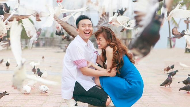 Trấn Thành lần đầu tiên đóng vai chính trong MV của Hari Won