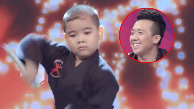 'Thần đồng' 7 tuổi múa côn siêu điêu luyện khiến Trấn Thành 'bái phục'