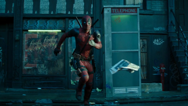 Trong lúc Logan đang công phá rạp chiếu, Deadpool bất ngờ xuất hiện chế giễu… Superman