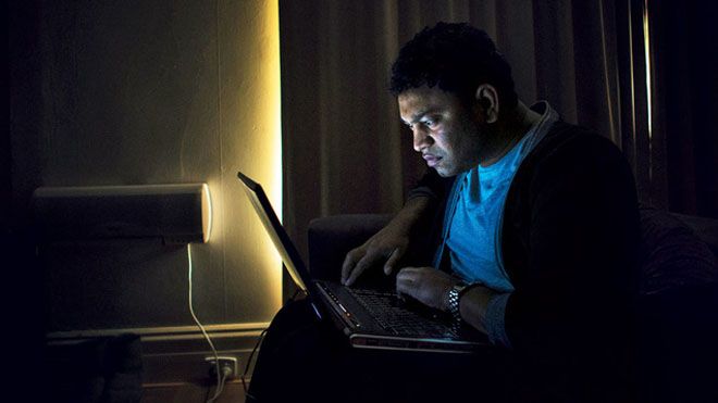 Ngủ quên trên tàu, 20 năm sau chàng doanh nhân thành đạt tìm lại cha mẹ nhờ Google Earth