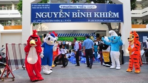 Trường tiểu học ở trung tâm Sài Gòn nhiều lần rung lắc