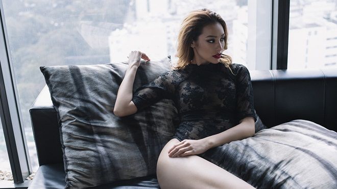 Lilly Nguyễn 'thiêu đốt' ánh nhìn với bộ ảnh cực quyến rũ