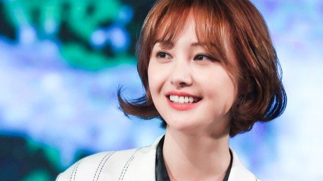 Sóng gió bủa vây, Trịnh Sảng vẫn tiếp tục trở thành nữ chính trong phim ngôn tình thanh xuân mới