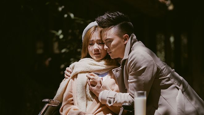 Cao Thái Sơn 'khóc hết nước mắt' vì khiến người yêu bị thương trong MV mới