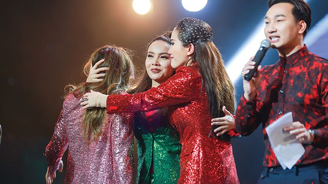 Remix New Generation 2017: Sau 7 năm, Yến Trang - Bảo Thy tái hiện màn hòa giải 'thần thánh'