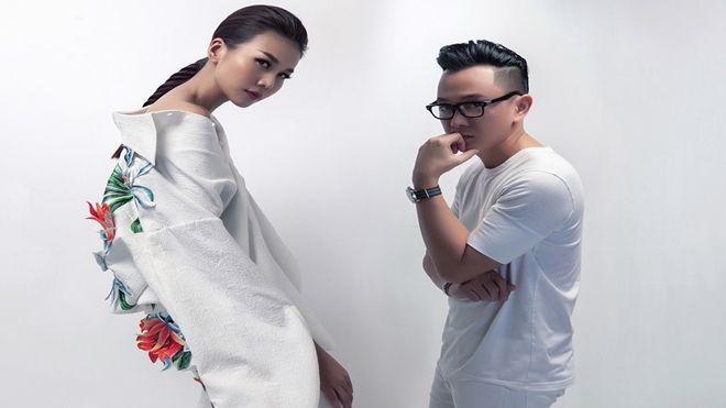 Chạm đến tận cùng xao xuyến, 'Em Hoa' của Công Trí nở rộ ngọt ngào trên Vogue Mỹ