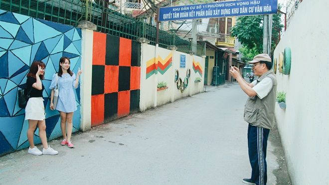 Nơi chứa rác công cộng đã biến thành bức tường 'sống ảo' như thế nào?