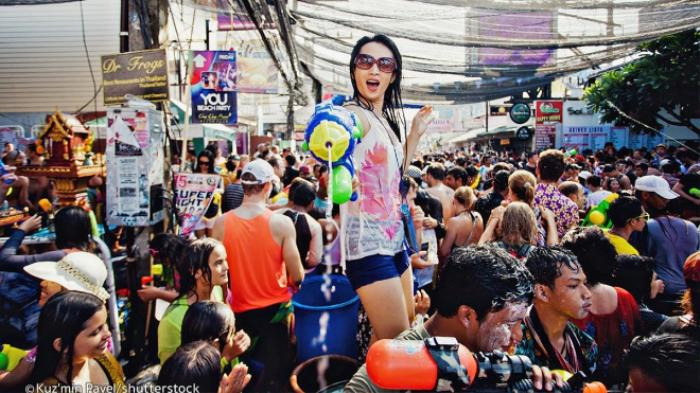 Lễ hội Songkran 2017: Không súng nước, không rượu, không hở hang