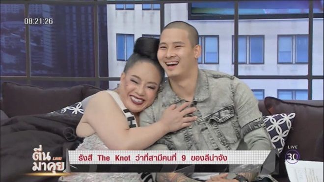 Nữ đại gia Thái Lan lại đổi chồng, chưa đầy 1 tháng từ 9 chồng thành 12 chồng rồi