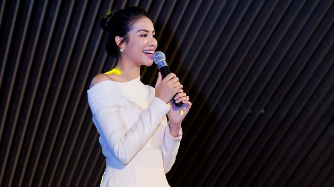 Phạm Hương tiếc nuối vì không thể tham gia The Face Vietnam mùa thứ 2