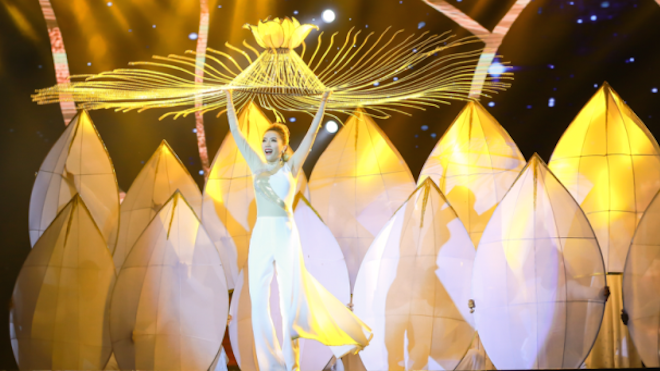 Bảo Thy tạo hình thần tiên, thể hiện điệu múa 'khó nhất thế giới' trong Remix New Generation