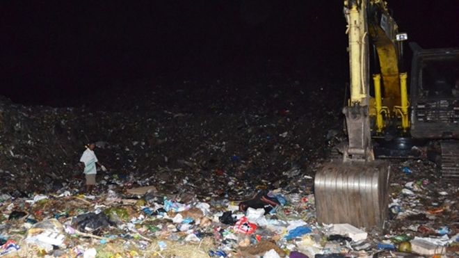 Phát hiện cẳng chân người trong túi nylon tại bãi rác lớn nhất Trà Vinh