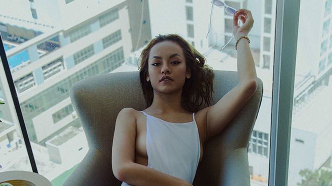 Vừa tiết lộ lý do vắng mặt khi được Jessica xướng tên, Mai Ngô lại khoe ảnh nóng bỏng ở Malaysia