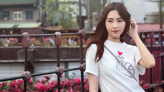 Không những là fan của Zara, Đặng Thu Thảo còn rất chuộng thời trang giá rẻ chỉ… vài trăm nghìn đồng