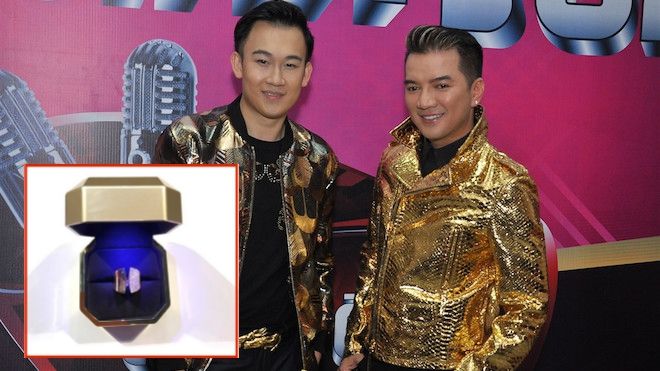 Dương Triệu Vũ bất ngờ tặng Đàm Vĩnh Hưng nhẫn kim cương