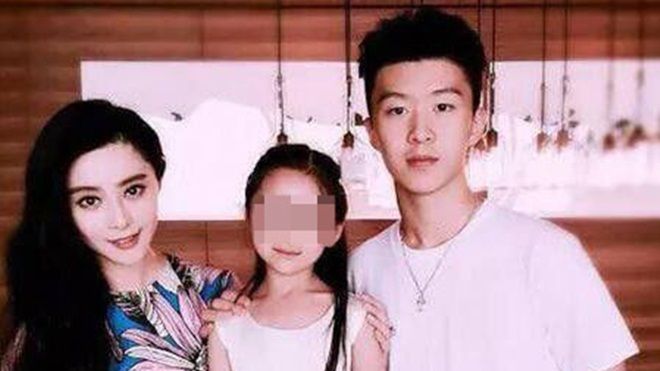 Em trai Phạm Băng Băng càng lớn đẹp trai và còn là thực tập sinh sắp được ra mắt ở Hàn