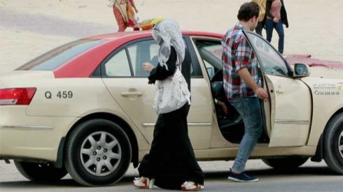 Dubai: Hành khách quên 44 kg vàng và trẻ sơ sinh trên taxi