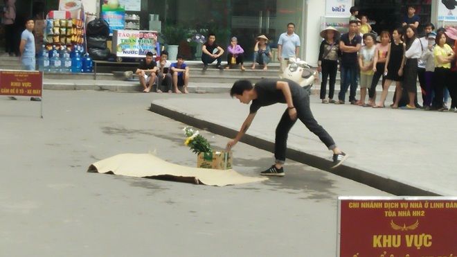 Cô gái rơi từ tòa chung cư Linh Đàm: Xác định bằng chứng tử tự